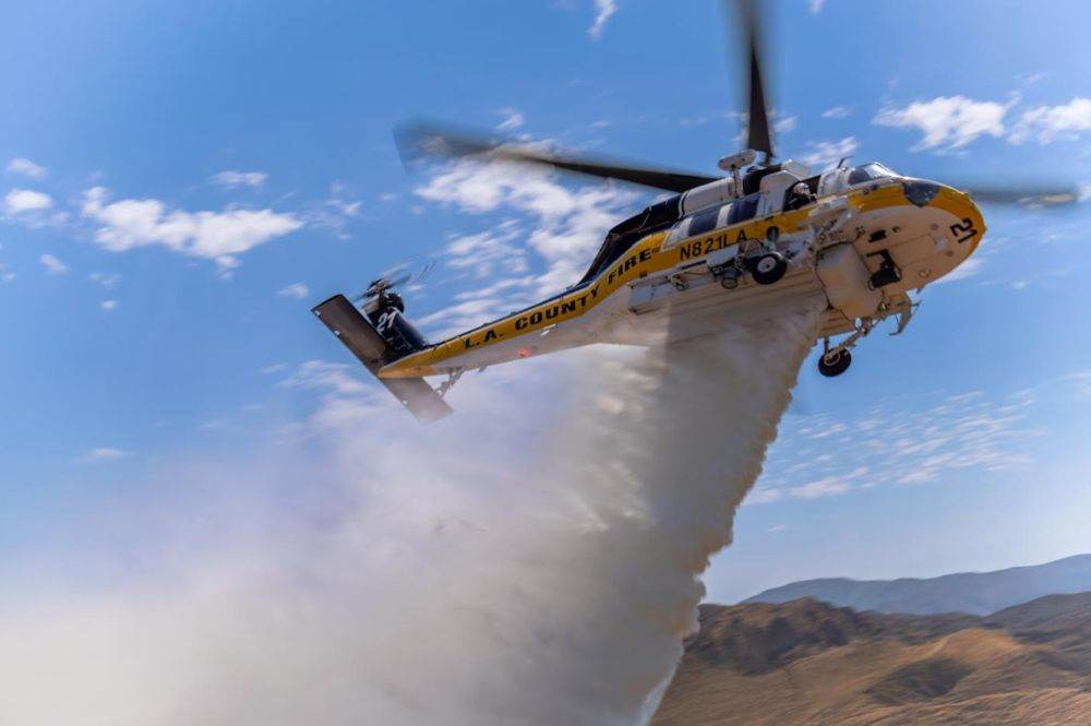 Elicopterele FIREHAWK® se alătură Europei în lupta împotriva incendiilor forestiere